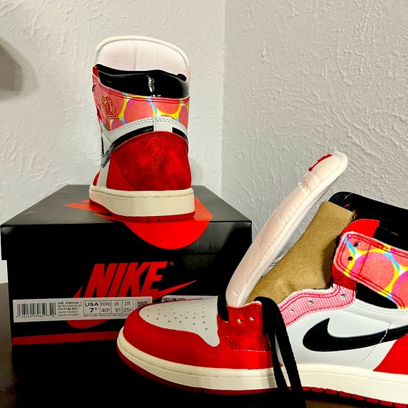 Jordan Retro High OG Spider-Man Across the Spider-Verse (Size